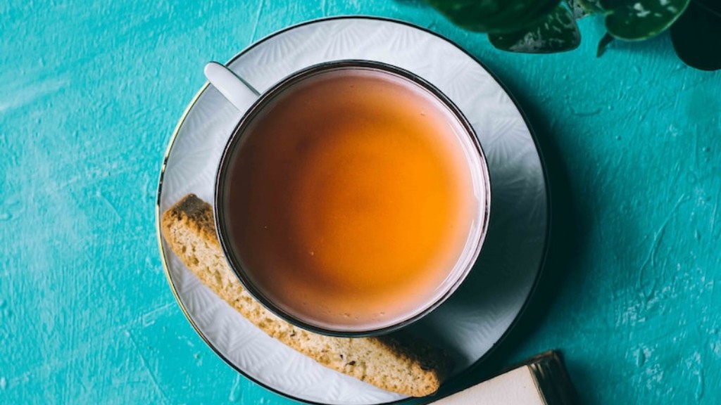 Sorseggiare il tè nero può aiutare a ridurre il polso veloce